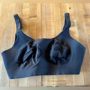 Lululemon Black High Support Sports Bra size 34DD